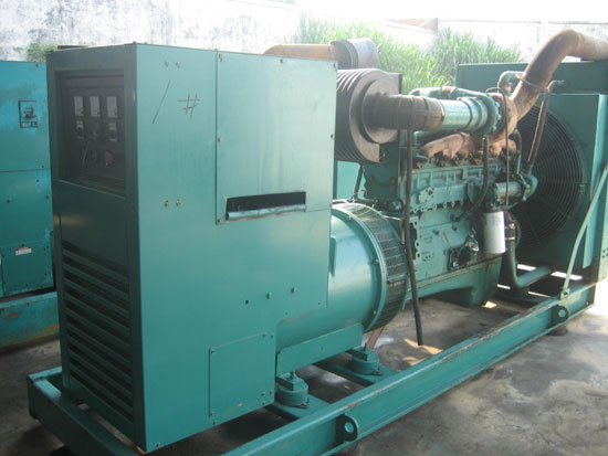 乐昌租赁发电机- 发电机碳刷磨损的原因是什么